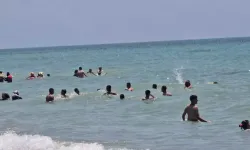 Hatay’da sahiller doldu