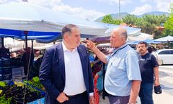 Nallıhan Belediye Başkanı Güngör, pazarcı esnafını ziyaret etti