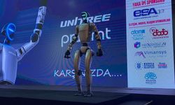 Dünya Kadın Mühendisler Günü'nde insansı robot 'Civan' selam verdi, dans etti
