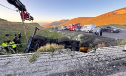Erzurum'da, devrilen vincin operatörü öldü
