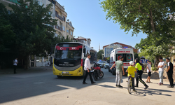 Özel halk otobüsü ile çarpışan motosikletin sürücüsü yaralandı