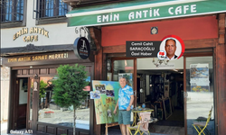 Ressam Gökkuş’tan ‘Canlı Performans’