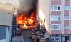 Ataşehir'de iş yerinin deposunda çıkan yangın söndürüldü
