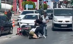 Trafikte otomobil ile motokurye arasında kavga çıktı