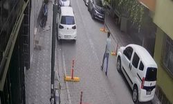 Zeytinburnu’nda sokak sokak dolaşıp araçların lastiklerini bıçakla patlattı