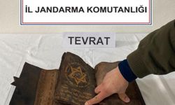 Kırşehir’de 700 yıllık el yazması Tevrat ele geçirildi