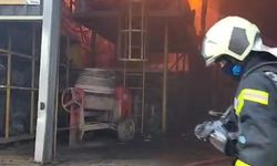 Kocaeli'de fabrika yangını söndürüldü