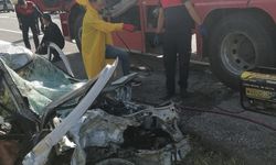 Nevşehir'de süt tankeri ile otomobil çarpıştı: 2 ölü