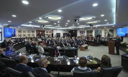 Ankara Üniversitesi Rektörü Ünüvar'a Macaristan Devlet Liyakat Nişanı verildi