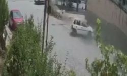Ankara'da otomobilin yayaya çarptığı kaza kamerada