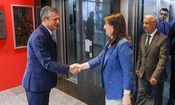 DEM Parti heyetinden Özel’e ziyaret