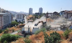 Altındağ’da metruk yapılar yıkılıyor