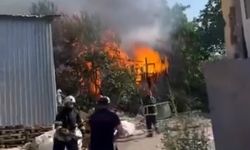 Kocaeli’deki yangında ahır kullanılamaz hale geldi