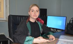 4 yaşındaki kızının velayeti için hukuk mücadelesi başlattı