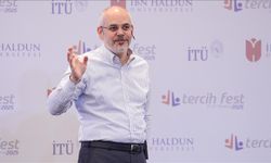 Cumhurbaşkanı Başdanışmanı Kılıç, "TercihFest 2025"e katılan gençlere tavsiyelerde bulundu