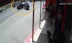 Osmaniye’de iki otomobilin çarpıştığı trafik kazası kamerada