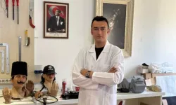 Yapımında çalıştığı Polis Müzesi'ne polis olarak geri döndü