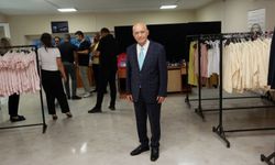 Yenimahalle Belediyesinden 3 bin 700 aileye düzenli gıda ve giyim yardımı