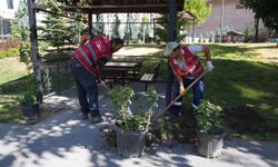 Keçiören'de park ve bahçelere estetik dokunuş