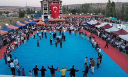 Çubuk'ta festival havasında geleneksel Türkmen düğünü