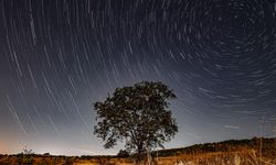 Gökyüzünde meteor şöleni
