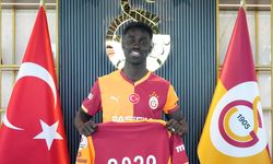 Galatasaray, Davinson Sanchez ile sözleşme uzattı