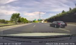 Bahçelievler’de iki sürücünün trafikteki tartışması kamerada