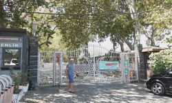 İstanbul'da şiddetli rüzgar etkili oluyor; Gülhane Parkı kapatıldı