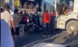 TEM'de 2 otobüs ve 1 kamyonun karıştığı zincirleme kaza: 1 ölü, 21 yaralı