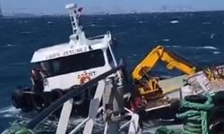 Zeytinburnu’nda alabora olan tekne battı: 4 kişi kurtarıldı