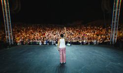 Gökhan Türkmen'in Antalya konserinde 4 evlilik teklifi