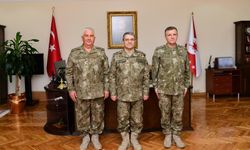 Kara Kuvvetleri Komutanı Bayraktaroğlu, devir teslim törenlerine katıldı