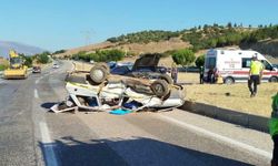 Manisa'da kavşakta kaza: 1 ölü, 3 yaralı