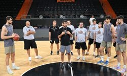 Mersin Spor Kulübü 2 kulvarda da başarıyı hedefliyor