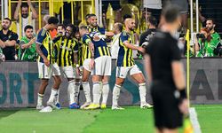 Fenerbahçe, Feyenoord'u 5 golle geçerek adını play-off turuna yazdırdı