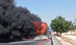 Şanlıurfa’da şehir içi yolcu otobüsü alev alev yandı