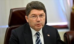 Bakan Tunç'tan 18 yaş altında suça karışanlarla ilgili yapılacak düzenlemelere ilişkin açıklama