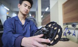 Özel mesleki ve teknik Anadolu liselerinde öğrencilere ödenen destek artırıldı