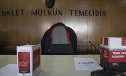Depremde 115 kişinin öldüğü Penta Park Sitesi'ne ilişkin 13 belediye personeli hakkında dava açıldı
