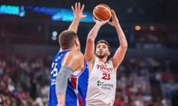 Türkiye kazandı, Alperen- Jokic mücadelesi maça damga vurdu