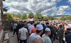 2 gün önce nişanlanan DJ Elif, kalp krizinden öldü