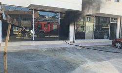 İnegöl'de iş yerinin deposunda çıkan yangın söndürüldü