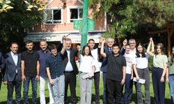 Çubuk'ta LGS'de dereceye giren öğrenciler ödüllendirildi