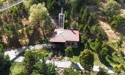 Açık hava müzesinin suyla çalışan değirmeni