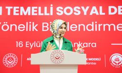 Bakan Göktaş, muhtarlarla bir araya geldi