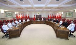 Bakan Güler, Deniz Kuvvetleri Komutanlığı personelini kabul etti