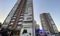 Boşanma aşamasındaki eşini çocuklarının gözü önünde tabancayla öldürdü