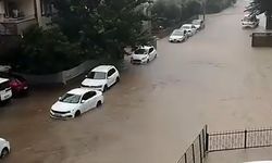 Bursa’da sağanak, su baskınlarına neden oldu