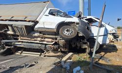 Çorum'da 2 kamyonet çarpıştı; 5 yaralı