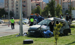 Kayseri’de iki otomobil çarpıştı: 2 ölü, 3 yaralı
